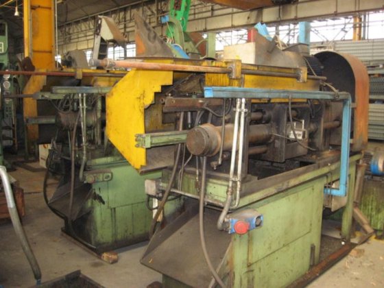 --- PB 耦合锣铣床