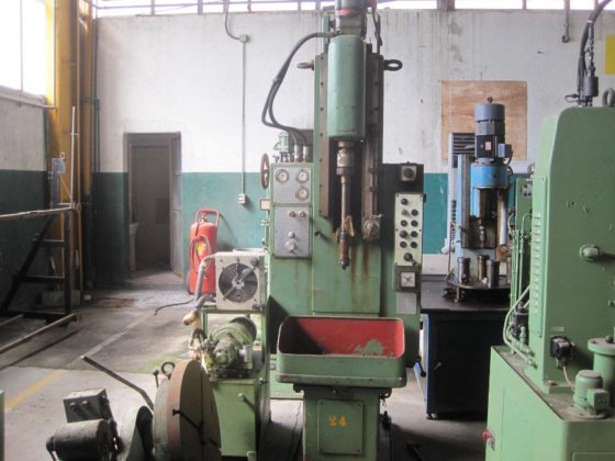 GEHRING 1 Z 400-101 气缸