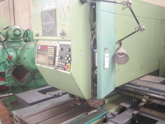 1983 TRUMPF TRUMATIC 225 液压冲床