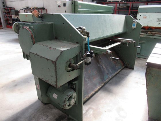 ファリーナ 2000 機械