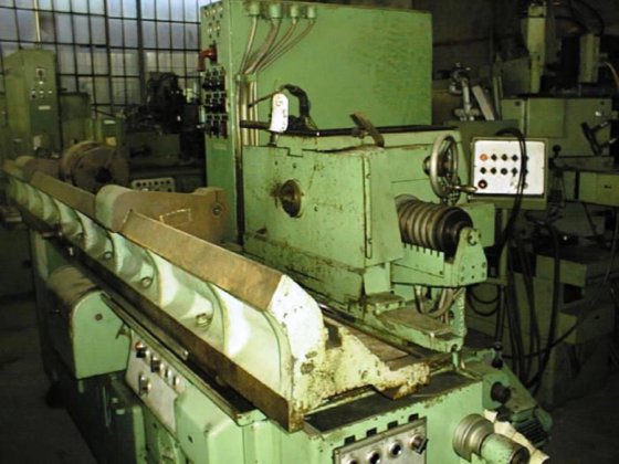 HURTH LF 32 aH 采石场和沟槽用铣床