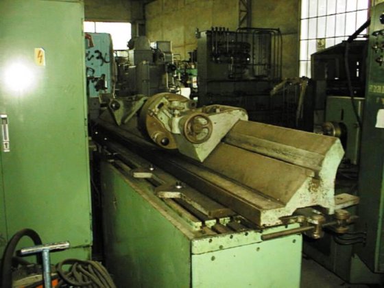 HURTH LF 32 aH 采石场和沟槽用铣床