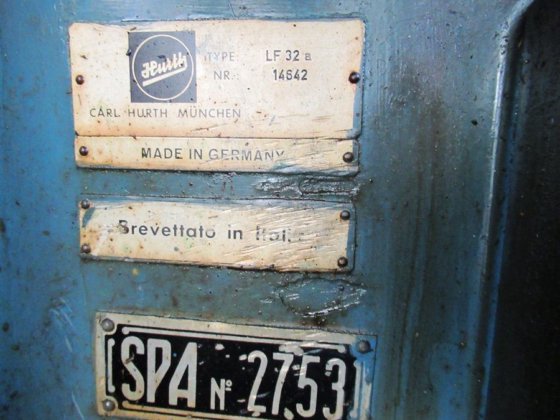 HURTH LF 32 a 矿山用铣床及凹槽