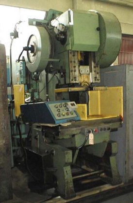 INVERPRESS TIAR/S 金属框架压力机