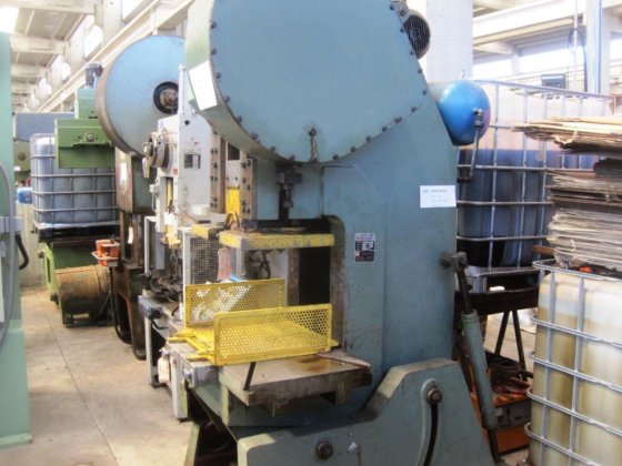 INVERPRESS TIAR/S 金属框架压力机