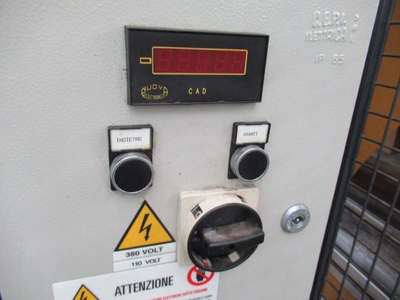 SOMO 250 T 液压冲弯机