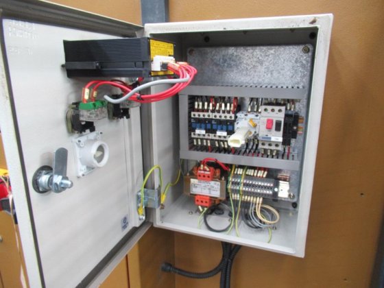 SOMO 250 T 液压冲弯机