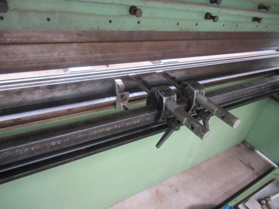 OMAG POL 3525 液压冲折机