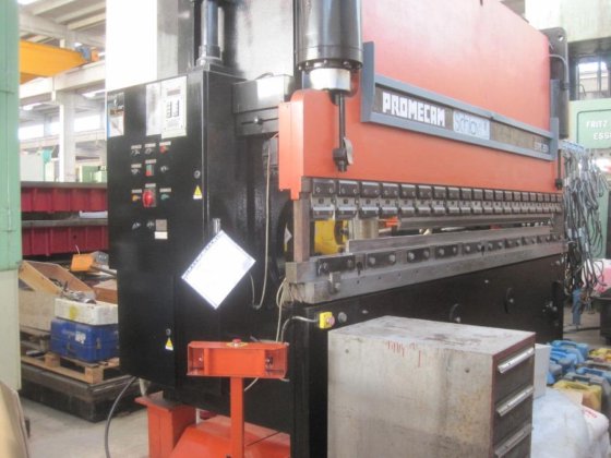 1983 SCHIAVI STPC 204 液压折弯机