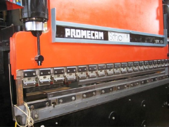 1983 SCHIAVI STPC 204 液压折弯机