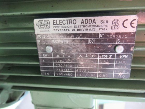 G.E. C-Frame 金型プレス