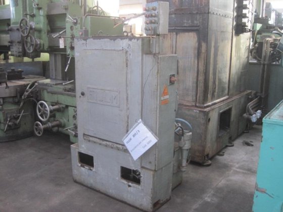 FIULM 800 / 3 内部