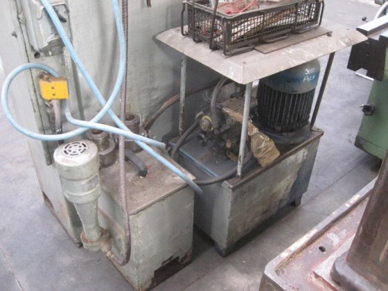 FIULM 800 / 3 Interna