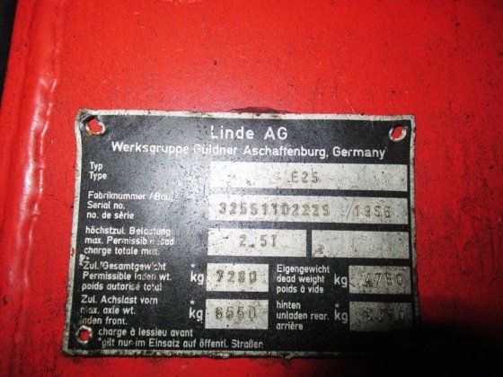 1985 LINDE E 25 电动升降车