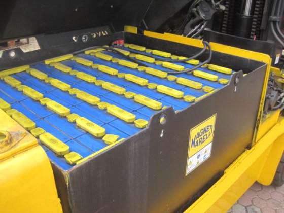 HYSTER E 120 B 电动搬运车