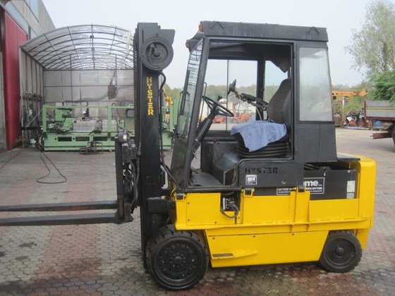 HYSTER E 120 B 电动搬运车