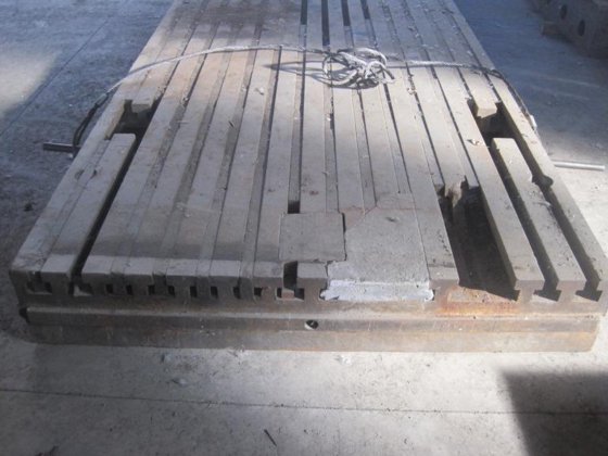 5500x2000 1 T Slotted Surface