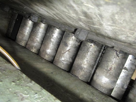 SARONNI 25 / 500 纠正机带托辊