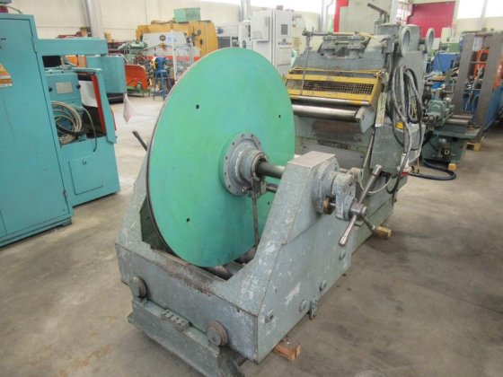 SARONNI 25 / 500 纠正机带托辊