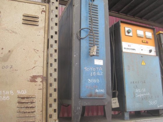 丰田 15 电动举升车