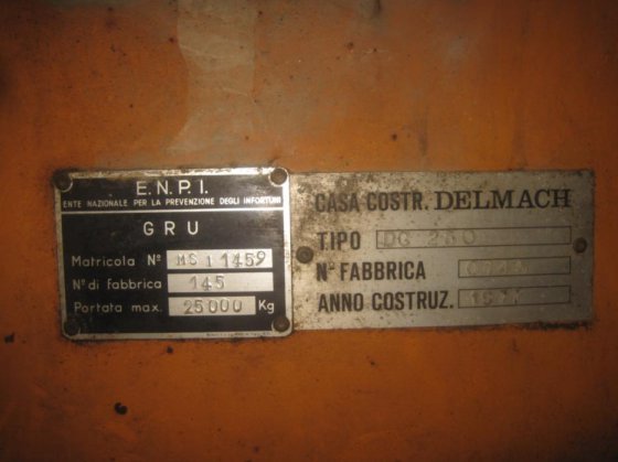 1977 DELMACH DC 250 吊运柴油起重机