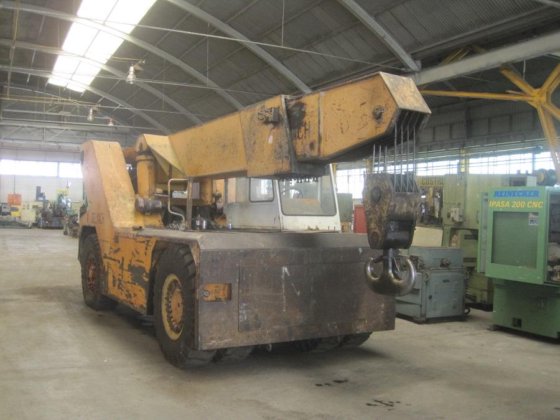 1977 DELMACH DC 250 吊运柴油起重机