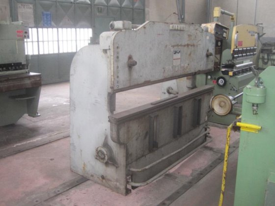 MARIANI 147/PLA 2050x20 机械折弯机