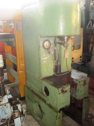 DENISON 8 C-Frame 压机