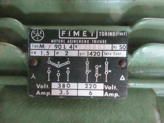 SASSI - 四本柱プレス