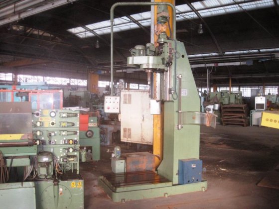 SMIRG - バルブシート研削機