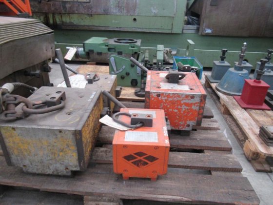 --- 1000 吊钩磁石