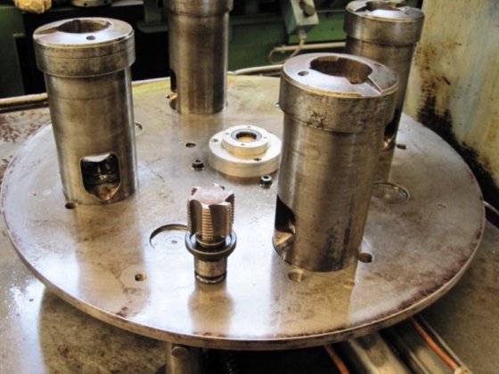 AURORA - 金属攻丝机