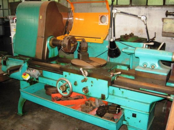 --- - 球体用旋盤