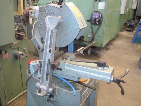 THOMAS 300 F 磨盘锯