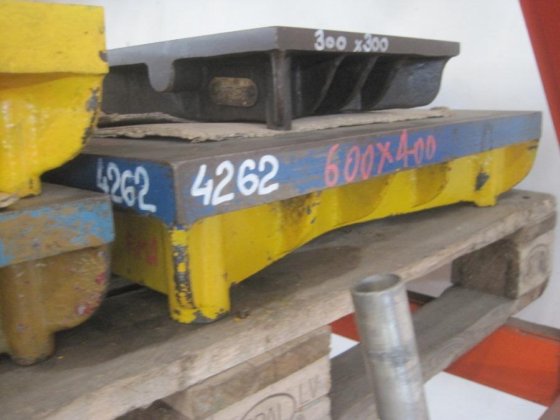 0600x0400 - 铸铁平面