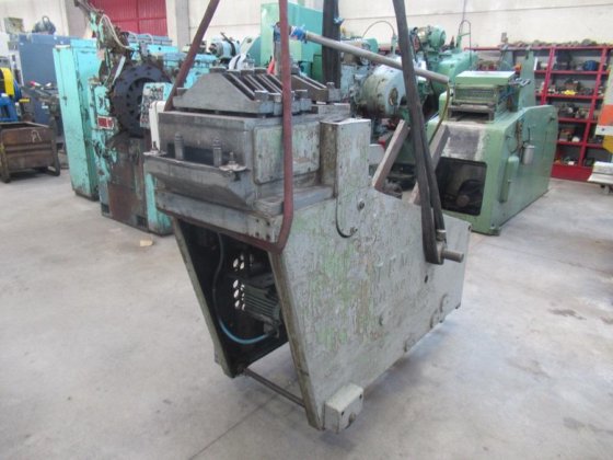 TCM 250 直线整平机（带托架线卷）