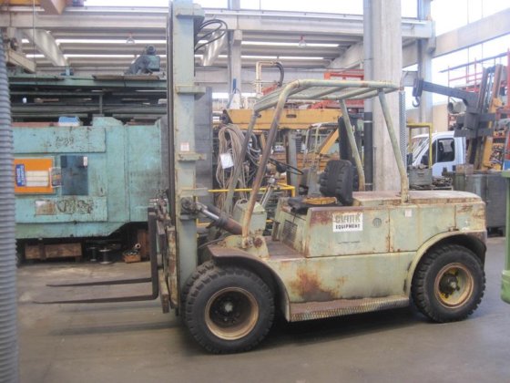 CLARK 50 ディーゼルリフトトラック