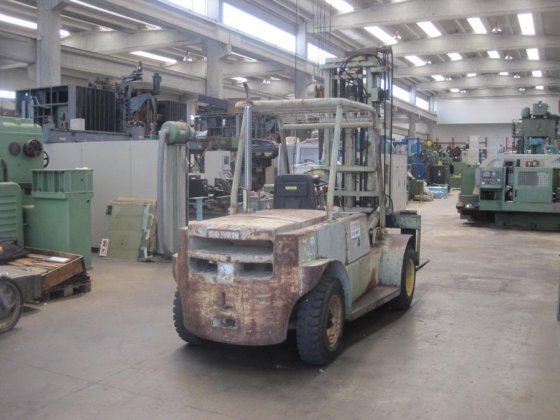 CLARK 50 ディーゼルリフトトラック