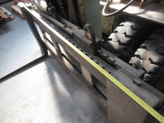 克拉克 50 柴油举升车