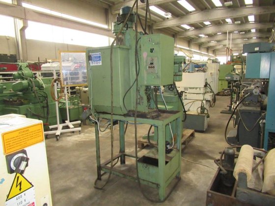 VIGEL UM 73 多轴攻丝机