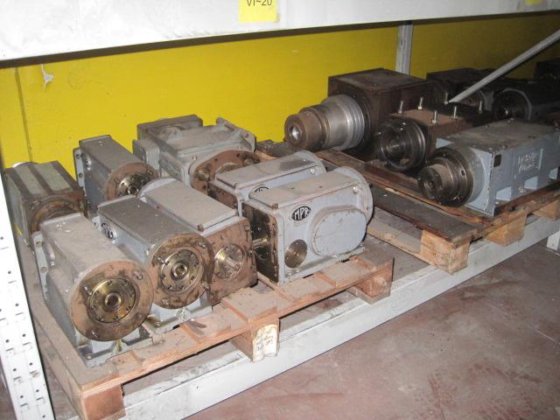 ユニタ・アレスアチャ? Boring unit