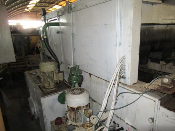 EUROTEC - パススルー洗浄機