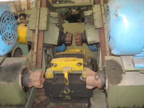 RIELLO - 回转工作台铣床