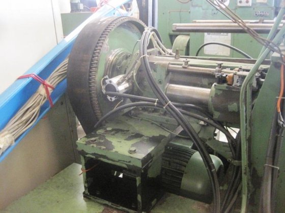 --- PB 耦合锣铣床