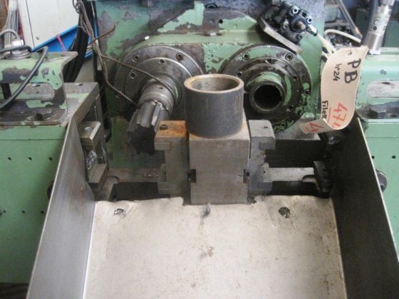 --- PB 耦合锣铣床