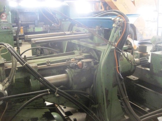 --- PB 耦合锣铣床