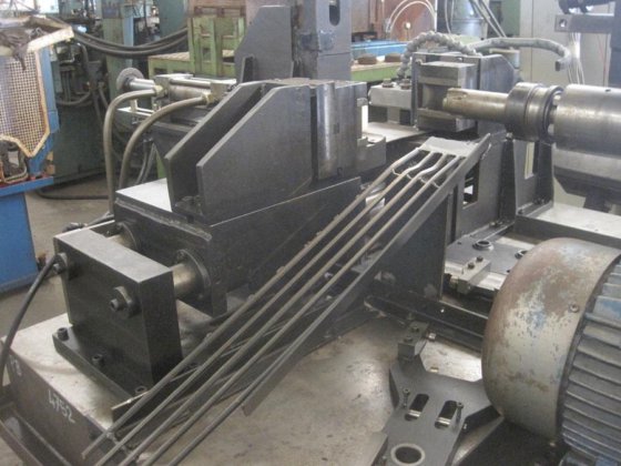 --- PB 耦合锣铣床