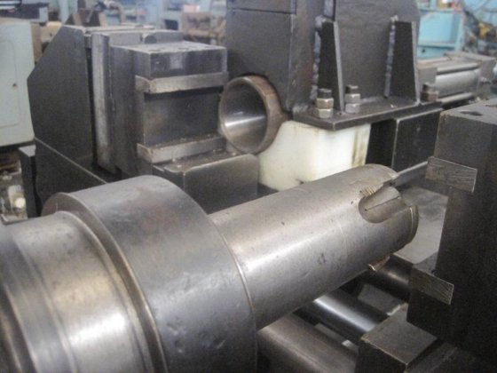 --- PB 耦合锣铣床