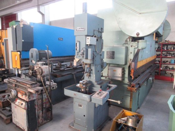 彼得·沃尔特斯 IL-12 垂直研磨机