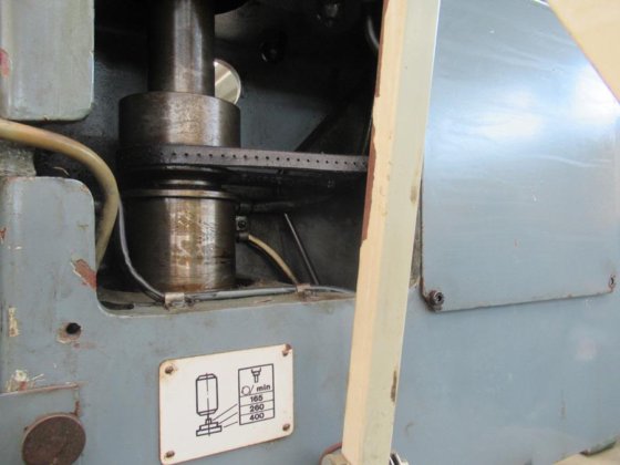 彼得·沃尔特斯 IL-12 垂直研磨机